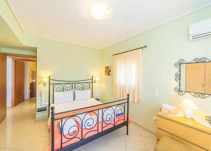 View Holiday home Skroponeria